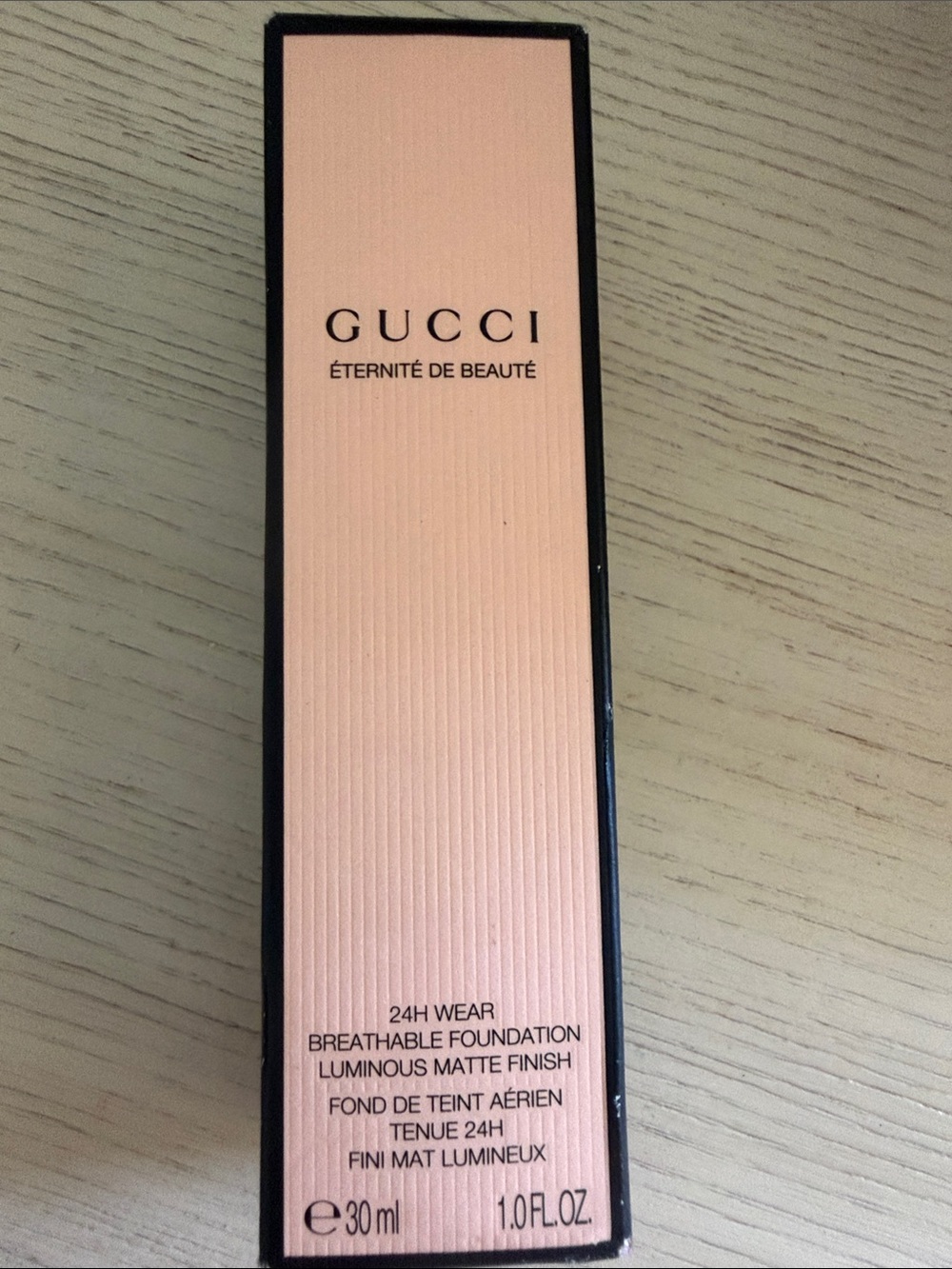 Gucci Éternité de Beauté Breathable Foundation NWT Deep 5600